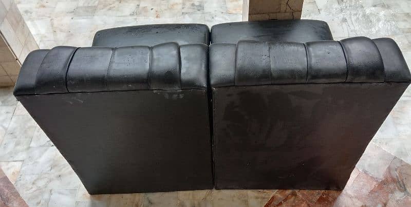 2 seater  sofa set 3