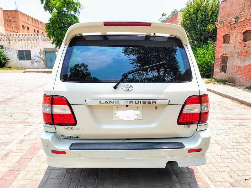 Toyota Land Cruiser(Zigzag Gear) 1