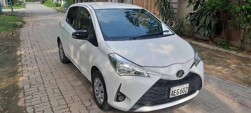 Toyota Vitz 2018 5