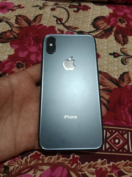 iPhone xs black colour non pta 64 gb factory unlocked 2