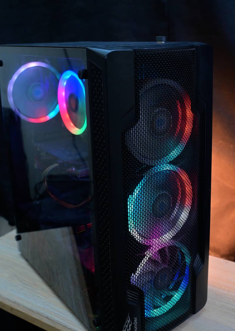 Core  i7 4th Gen with RGB Thunder Casing 2