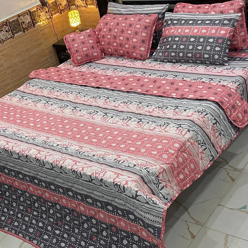 7Pc Printed Comforter Set 10