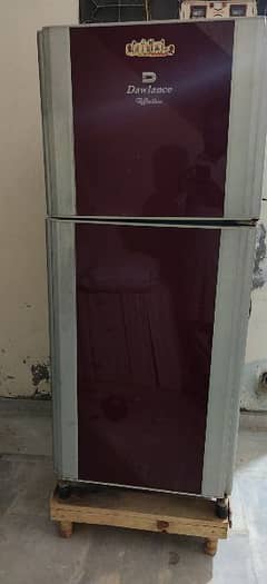 Dawlance medium size glass door fridge 0