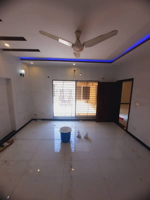 1 Kanal Upper Portion 3beds, Available For Rent In HBFC 8