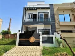 3 MARLA MOST BEAUTIFUL PRIME LOCATION HOUSE FOR SALE IN NEW LAHORE CITY PH 1.