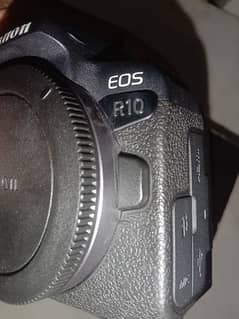 Canon R10 0