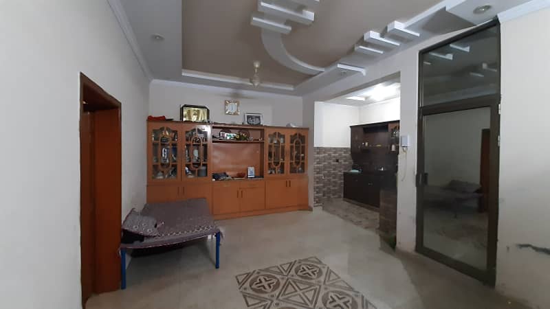 HOUSE AVAILABLE FOR SALE IN BANIGALA 7