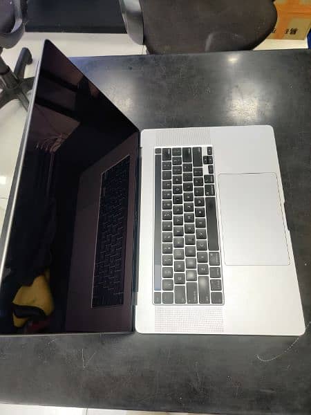 Macbook Pro 2018 / 2019 15" and 16" 0