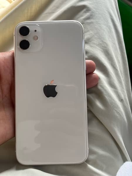 iphone 11.128gb. PTA aproved. 93% battery health. waterproof. 1