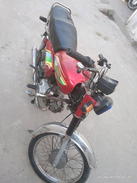 ghani CD 70 2016 model Punjab Gujrat no for sale 03225865084 3