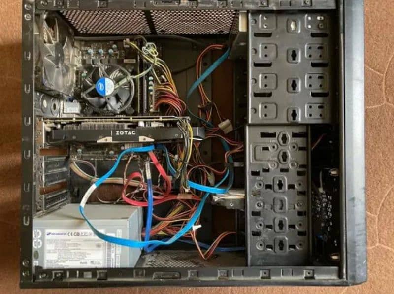 Gaming PC complete system unit 8