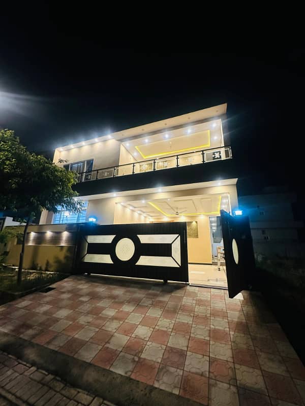 New 10 Marla Ultra Modern House in Top City Islamabad 1