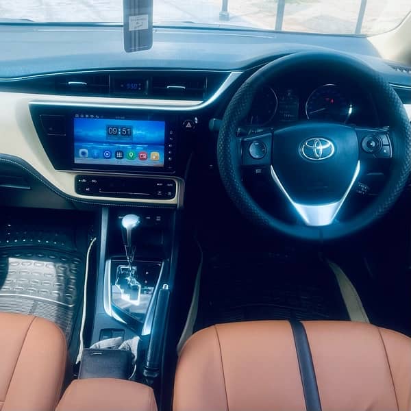 Toyota Altis Grande 2017 1.8 CVT, Push Start 11