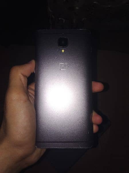 oneplus 3t PTA approved no scratches 1