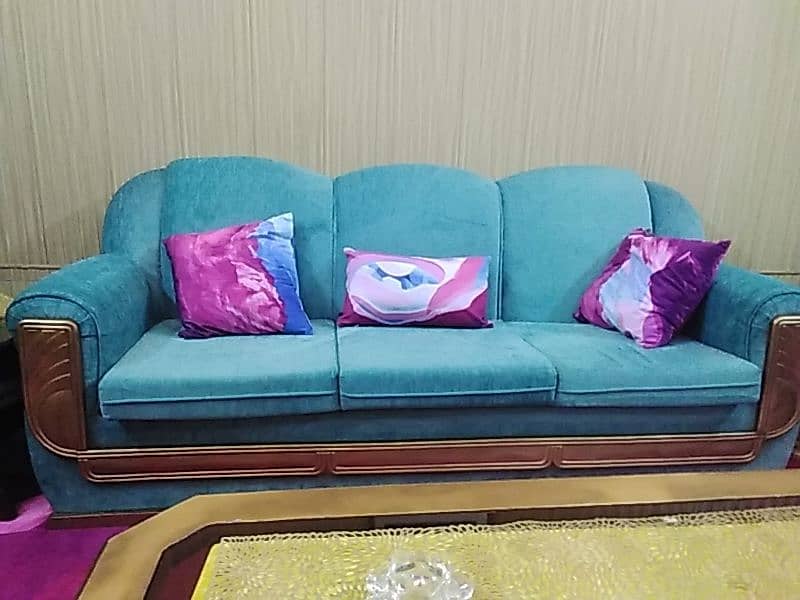 6 Seater sofa with deewan & table set 5