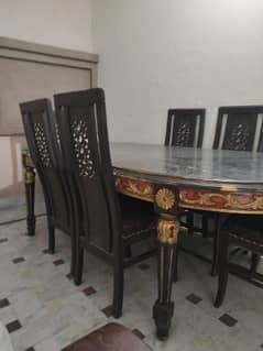 dinning table for sell @ good price