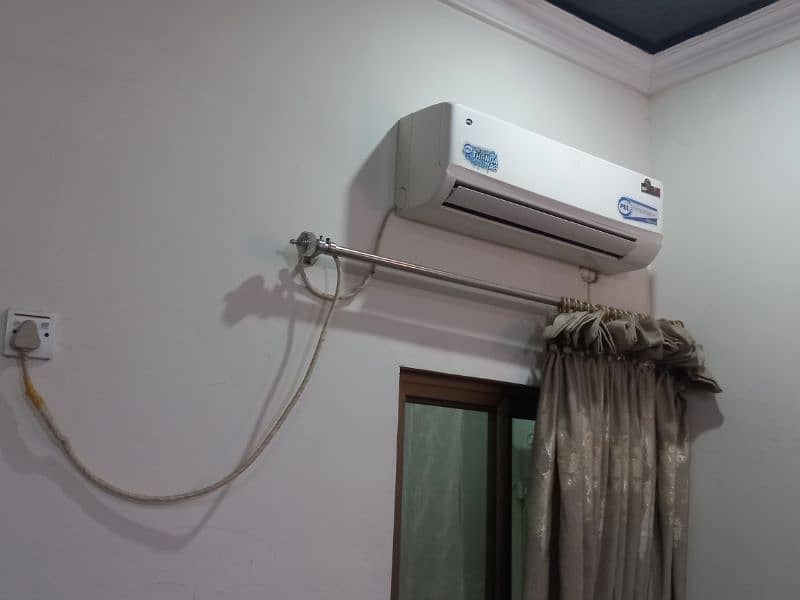 PEL 1.5 Ton Non-Inverter AC,Good condition ac 4