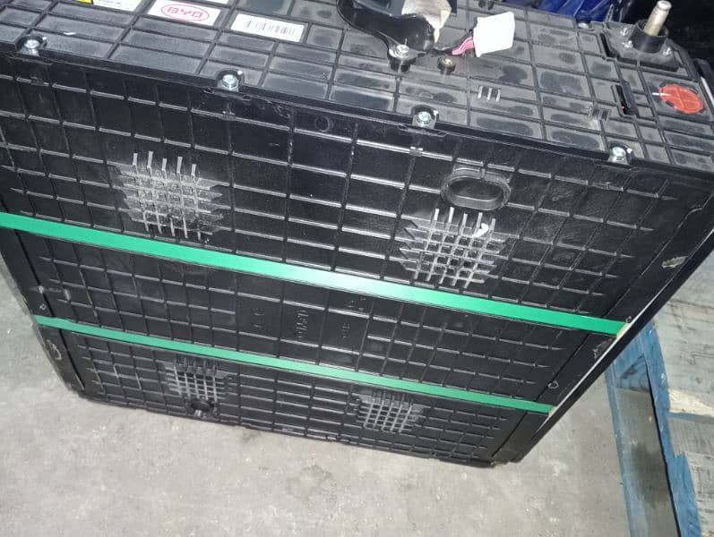 24 v 200 Ah BYD lithium battery 3