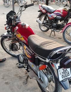 Honda 125 sale and exchange with pridor and CD 70