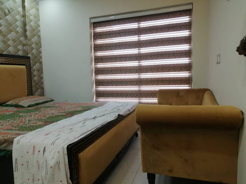 1 bed Fully Luxury Furnished Appartment Available For Perday Short Time Daily Basis Weekly And Monthly in Bahria Town Lahore 2