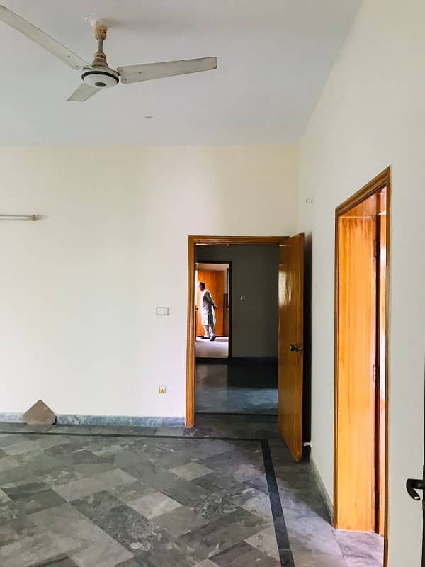 Kanal house for Rent in Valencia Town Lahore 14