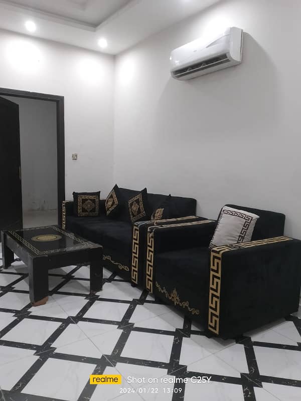 Perday Short time Furnished Flat For Rent on Daily And weekly monthly basis in Bahria Town Lahore 2