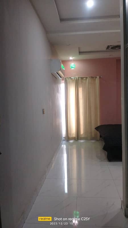 Perday Short time Furnished Flat For Rent on Daily And weekly monthly basis in Bahria Town Lahore 7