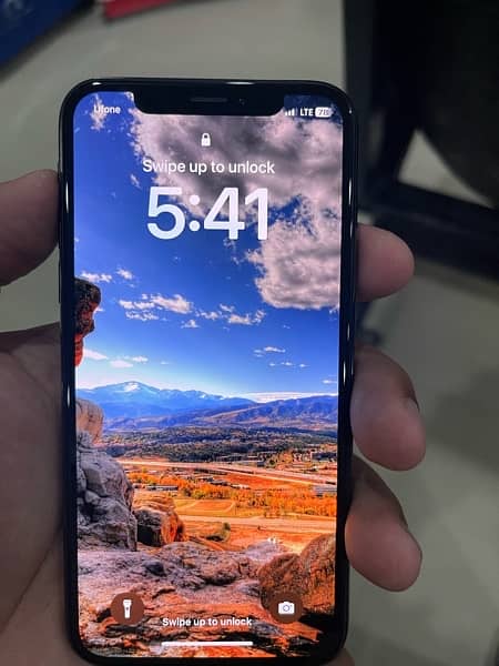 IPhone Xs Dual Sim PTA Approved 8