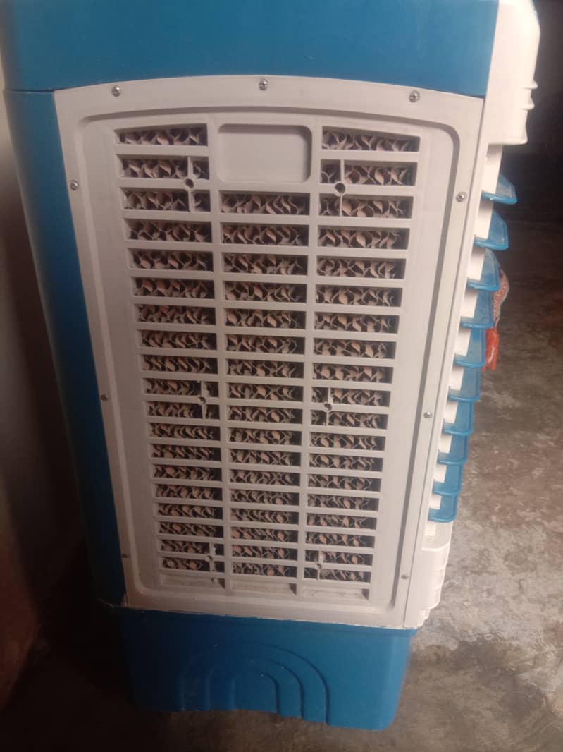 AC cooler with good condition 1