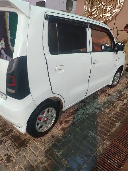 Suzuki Wagon R 2018 17