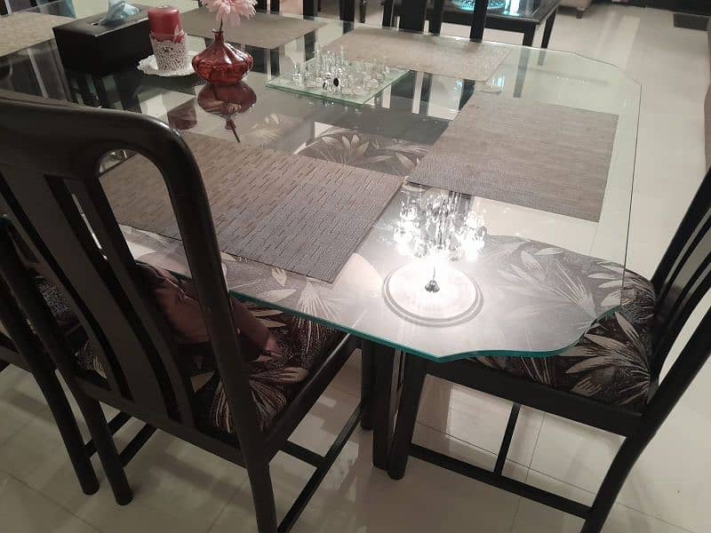 Dinning table 4