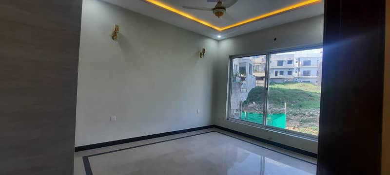 13 Marla Brand New House For Sale in Bahria Town Ph;7 Rawalpindi 1