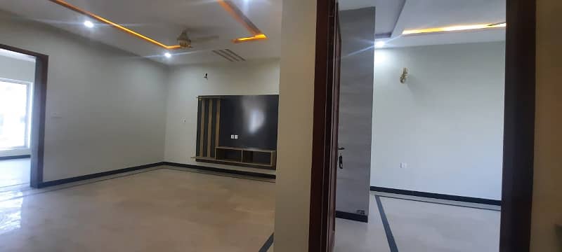 13 Marla Brand New House For Sale in Bahria Town Ph;7 Rawalpindi 3