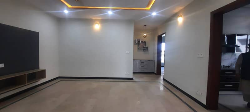 13 Marla Brand New House For Sale in Bahria Town Ph;7 Rawalpindi 5