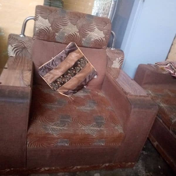 sofa set for urgent sale 2