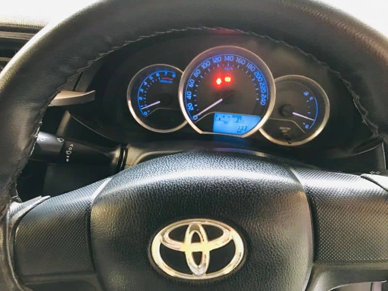 Toyota Corolla XLI 2014 3