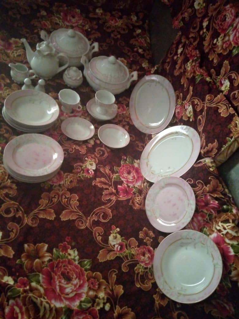 Dinner & tea set (chinni) 2