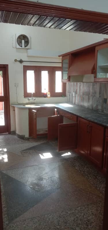 HOUSE AVAILABLE FOR RENT IN BANIGALA 4
