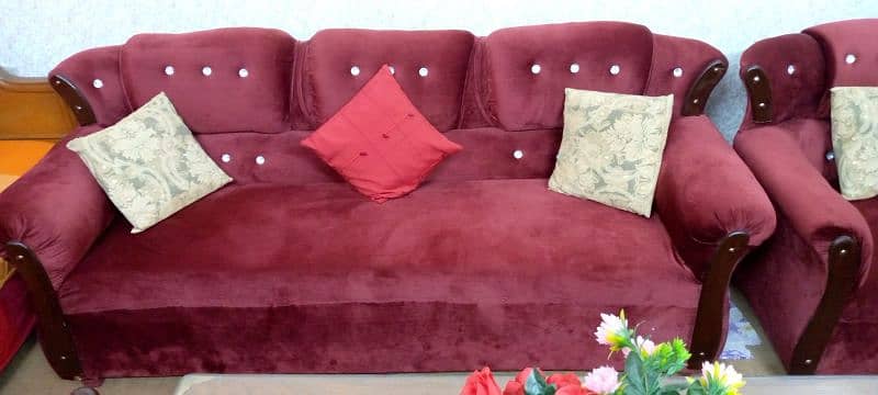 red colour sofa 5 seater 1