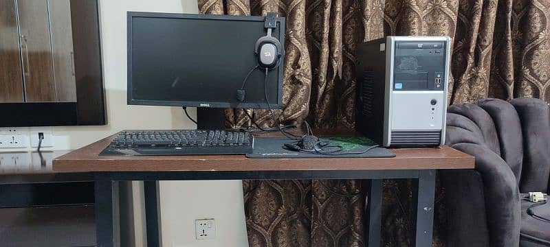 Computer Table for Sale! 2