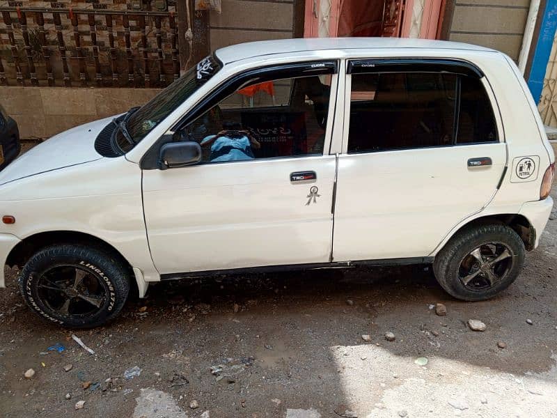 Daihatsu Cuore 2009 7