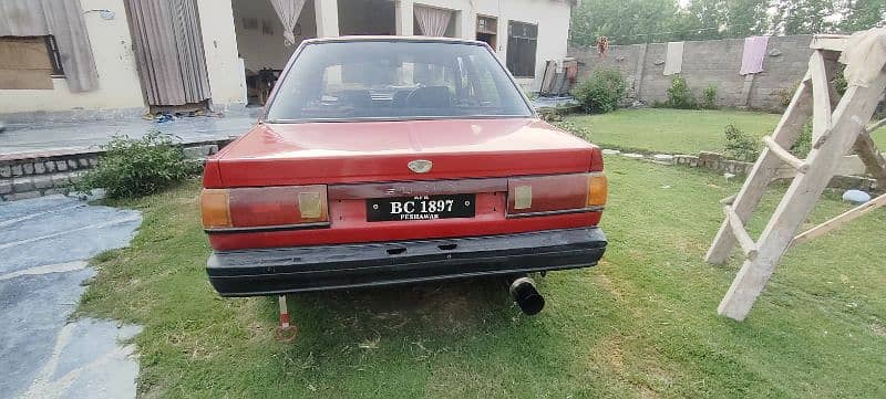 Nissan Sunny 1990 11