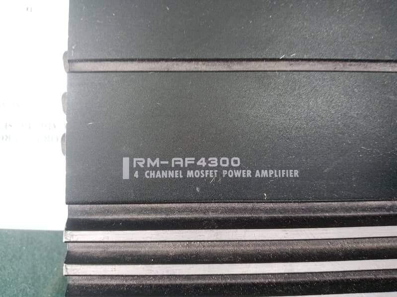 Rock Mars RM-AF4300 Amplifier 4 Channel 2800 Watt & Pioneer DEH-3050UB 2