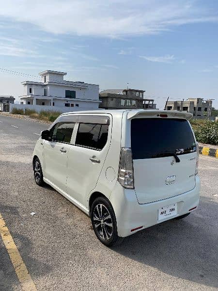 Suzuki Wagon R 2014 3