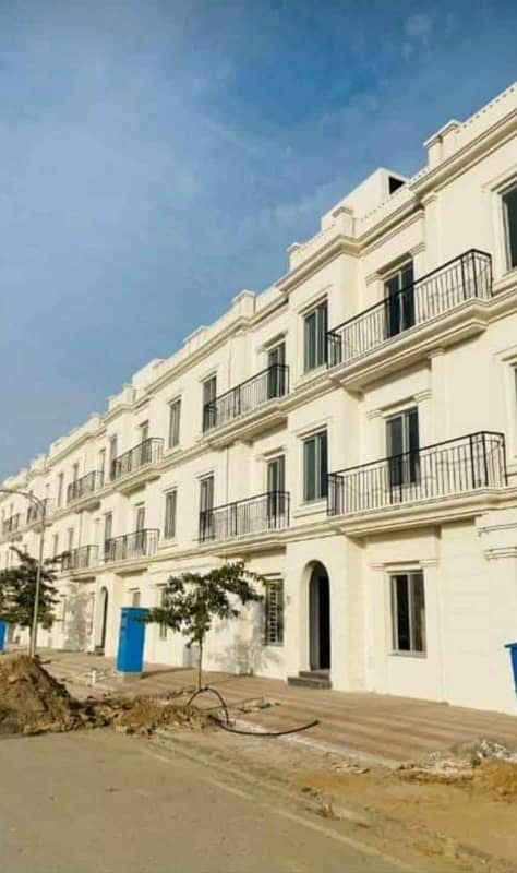 5 Marla Brand new Flat for sale Phase block G5 in Bahria orchard lahore 0