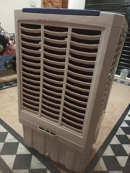 power asia cooler in excellent condition 9