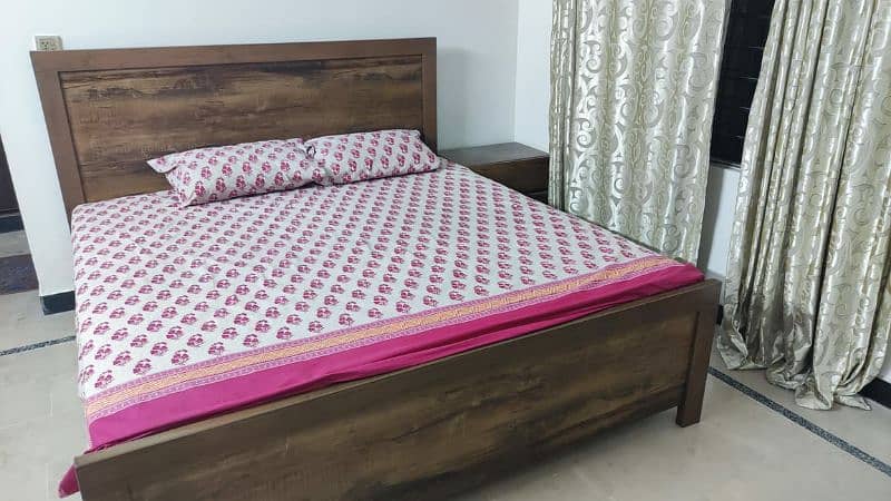 Modern Pinewood Finish Bed set 2