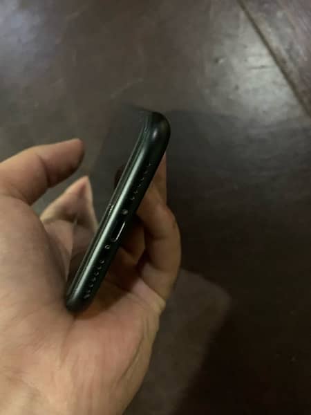 iPhone XR 64 gb non pta fu . 4