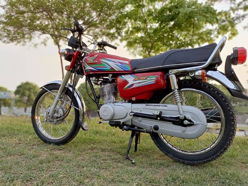 CG 125 | 2023 Model | All Genuine, no open, no repair, very good Bike. 16