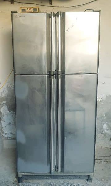 Dawlence 4 Door Fridge. for sale / Demand 40,000 0